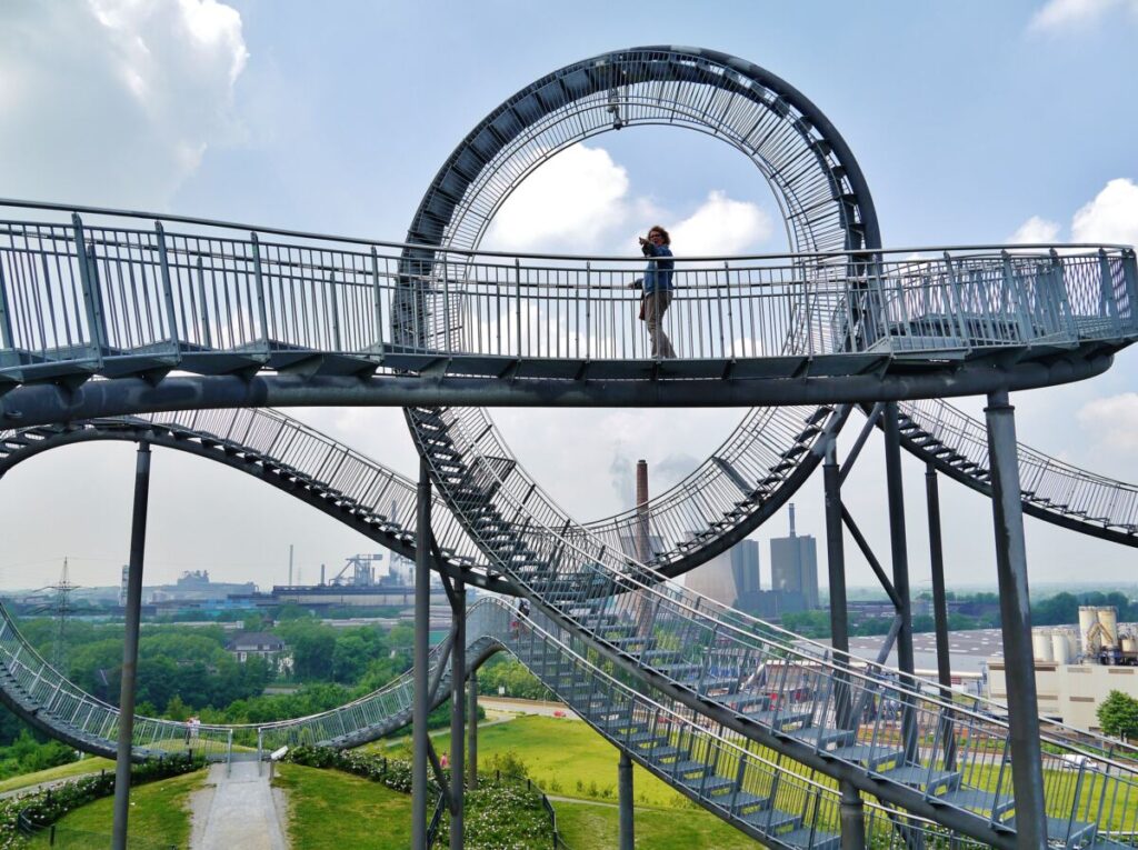 Tiger and Turtle Duisburg, die begehbare Achterbahn - 